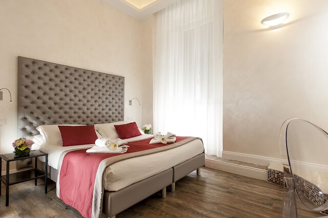 ナヴォーナ エリート