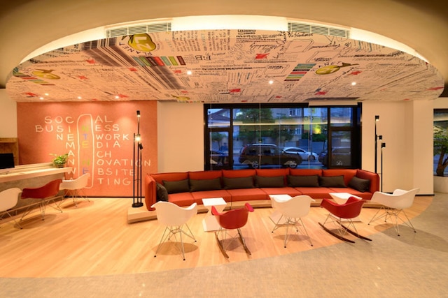 イビス上海新虹橋 (宜必思上海新虹桥酒店)