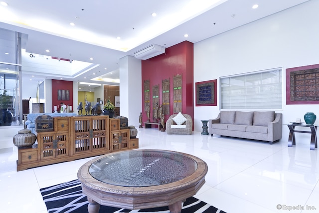 アリシア アパーテル