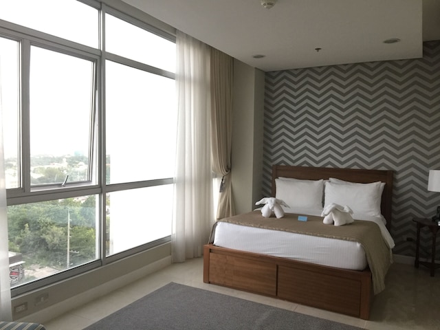 アリシア アパーテル