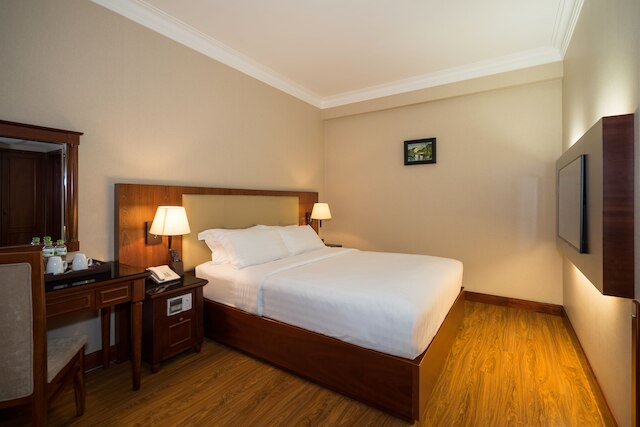 ニャット ハ 1 ホテル