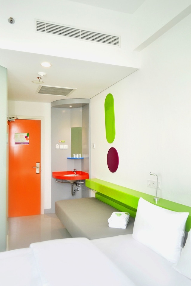 POP! ホテル ケラパ ゲイディング ジャカルタ