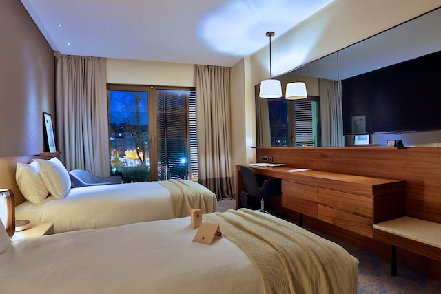 ドッソ ドッシ ホテルズ & スパ ダウンタウン