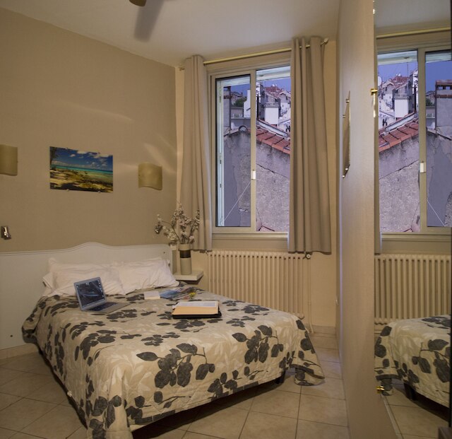 ル ストラスブール ホテル