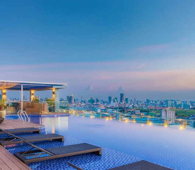 APARTMENT 1BR 無料プールジムスチーム＆サウナ