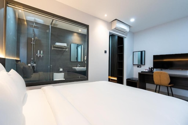 カート・アンホテル