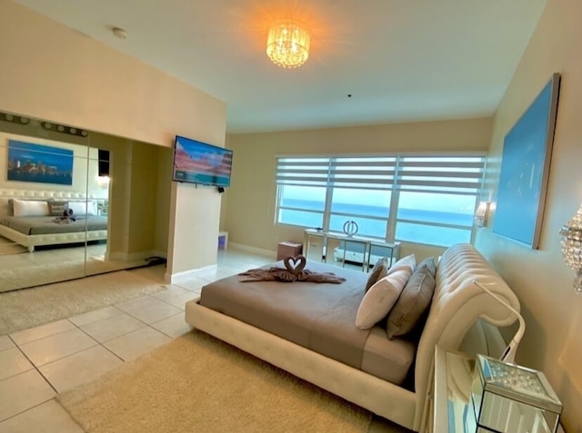 大きな海の前のペントハウス