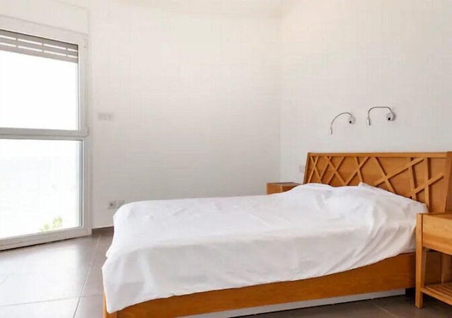 アメージング・シービュー3 BR APTアイコニック・タワー