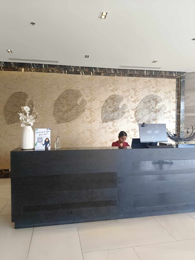 8 ニュータウンブールバード