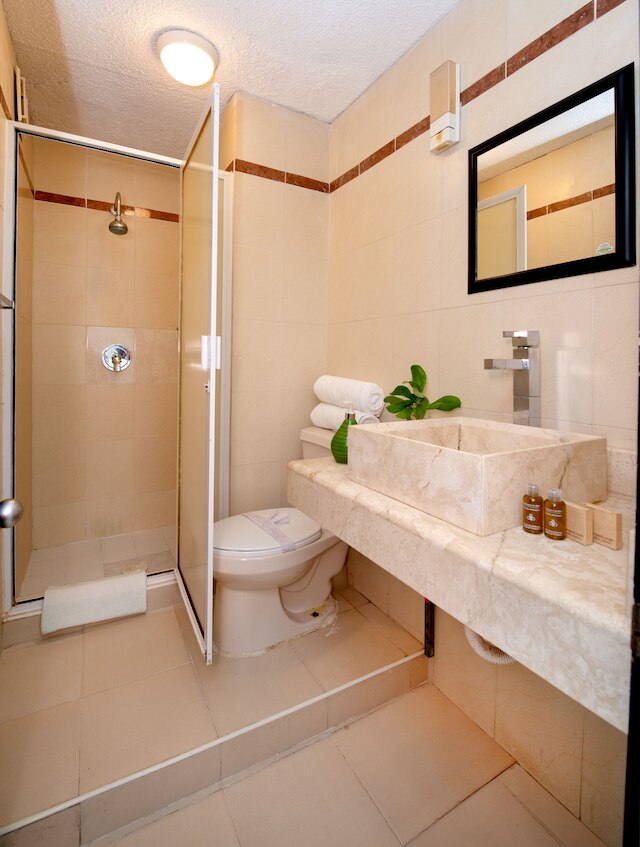 オーシャンフロントホワイトサンドビーチコンド