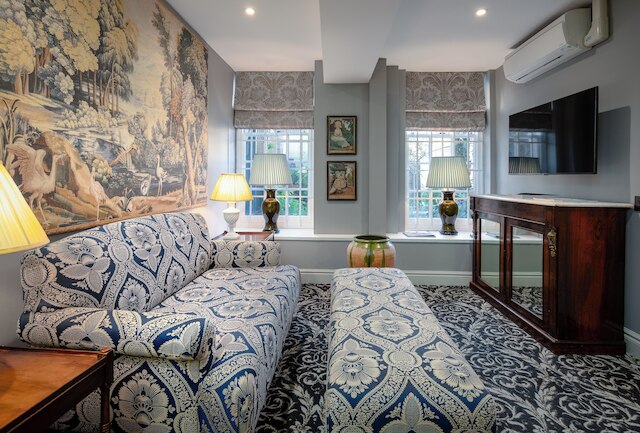 ノー30ホームズナイツブリッジ