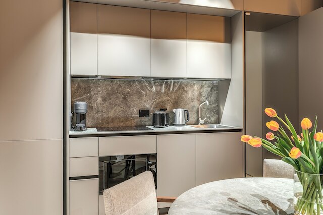 イタリアンウェイ - モダン ラックス