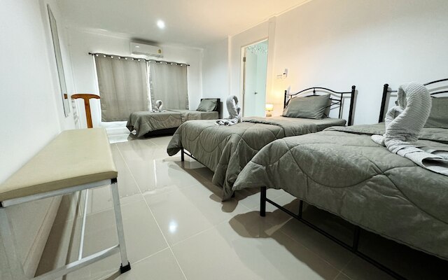 ルーム バーン クンピピット ホームステイ No3373