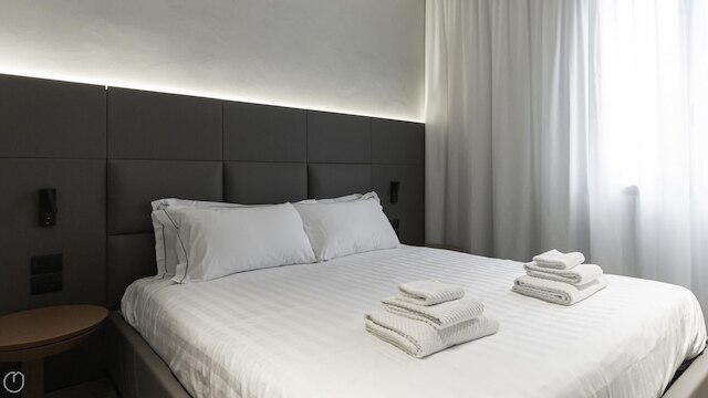 イタリアンウェイ - コレクション モダン ラックス