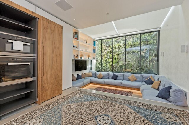 アメージング サウス ケンジントン ミューズ ハウス バイ アンダーテドーアマット