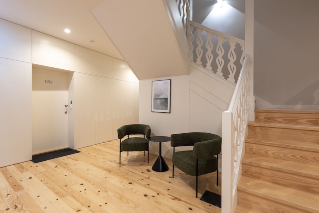 アンド リビング - フローレス 200 ハウス