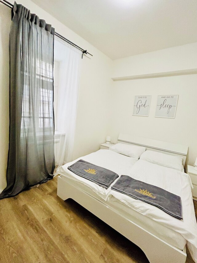 ヘレンホームステイフローレンスニューアパートメント