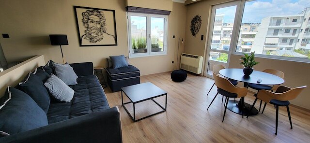 エルビュー アクロポリス