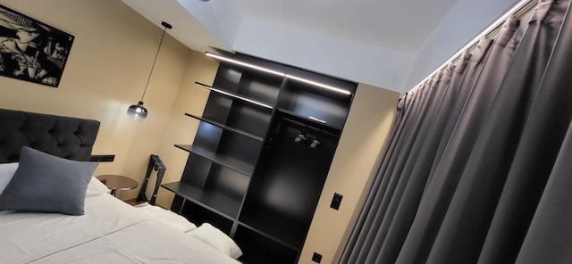 エルビュー アクロポリス