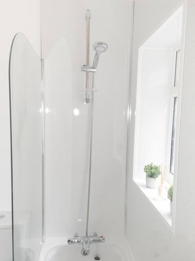 2ベッド タウンハウス クローズ トゥ LFC スタジアム