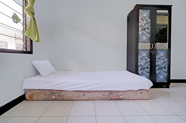 OYO  ライフ 92901 コスト ブ ヌール