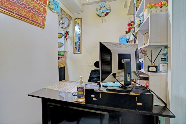 OYO Life 92978 アパルテメントゲートウェイシケーダスバイAz Pro