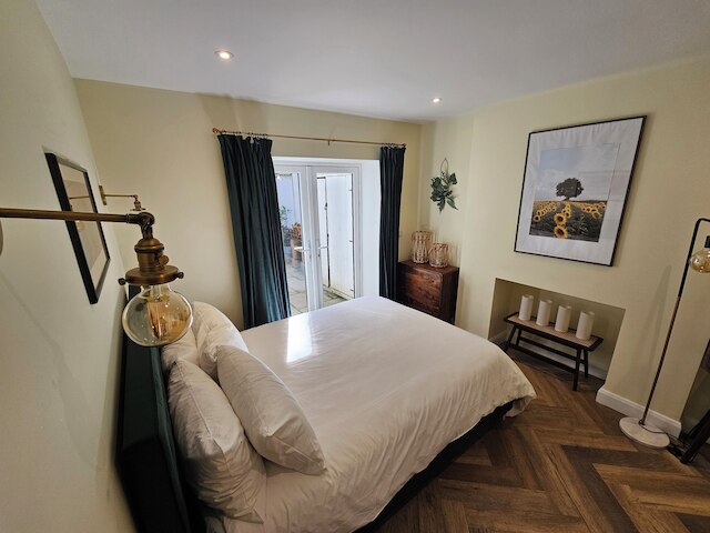 スペーシャス & リノベーテッド 1  ベッド ガーデン フラット イン ロンドン