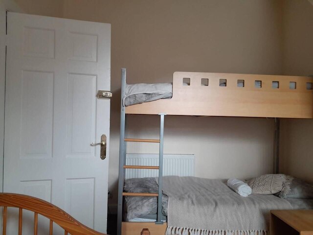 ラージ ハウス スリープス 13 クロース トゥ LFC スタジアム アンフィールド