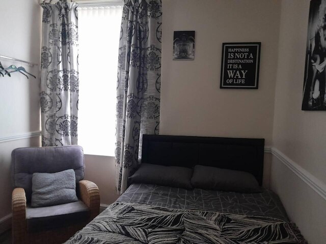 ラージ ハウス スリープス 13 クロース トゥ LFC スタジアム アンフィールド