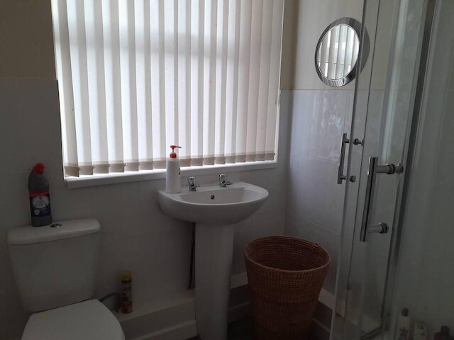 ラージ ハウス スリープス 13 クロース トゥ LFC スタジアム アンフィールド