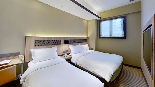 ダッシュリビングロチョール