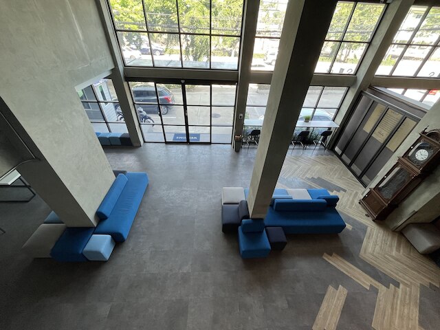 デ・ボタン・バンナ