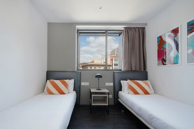 ヌマ バルセロナ コルメナ