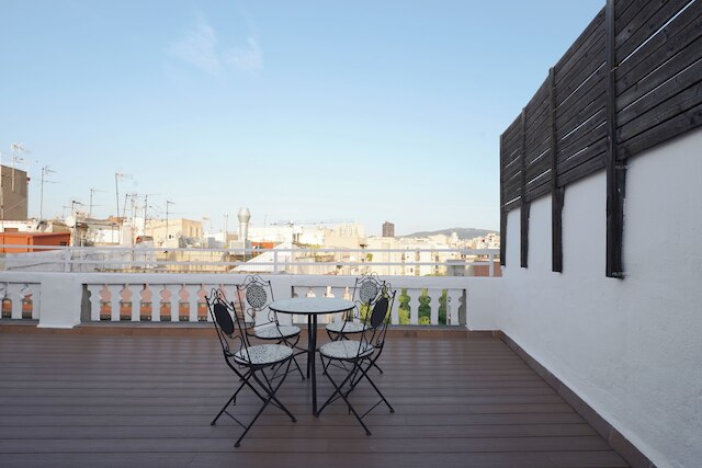 ヌマ | ルストレ アパートメンツ