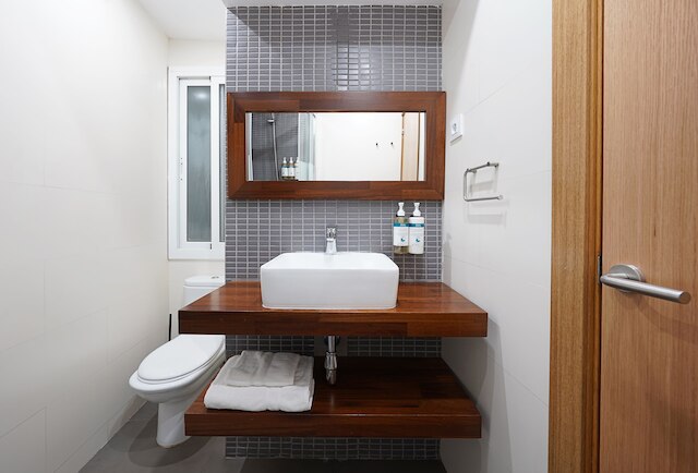 ヌマ | ルストレ アパートメンツ