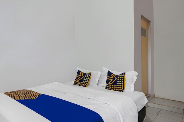 スポットオン92498ファニーホームステイ