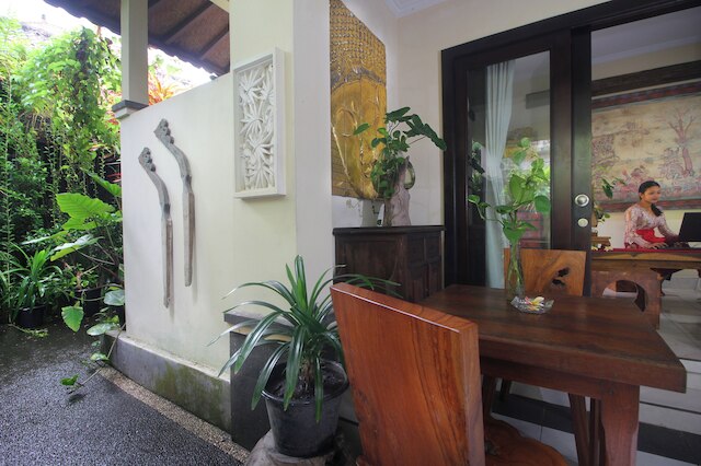 サリ ゴング ゲスト ハウス, ア トリシュラ コレクション