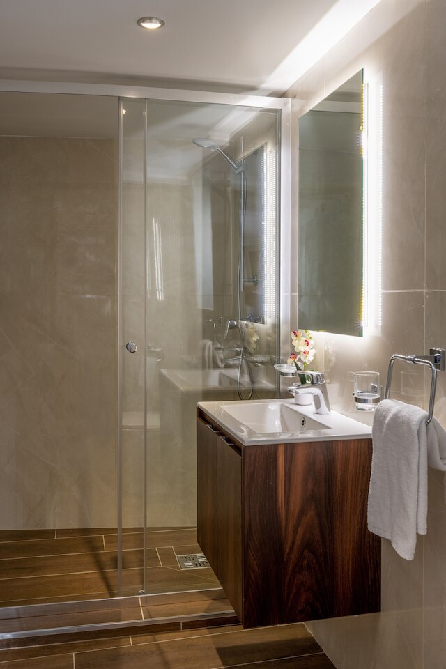 シジェウィ村の中心部に位置するタウンハウス「10平方」の客室