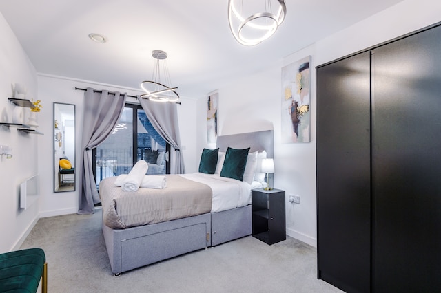 サルフォードのイマキュレート2ベッドアパートメント