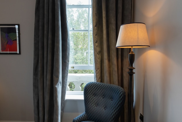 THE KNIGHT OF NOTTINGHILL（ザ・ナイト・オブ・ノッティングヒル）