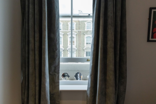 THE KNIGHT OF NOTTINGHILL（ザ・ナイト・オブ・ノッティングヒル）