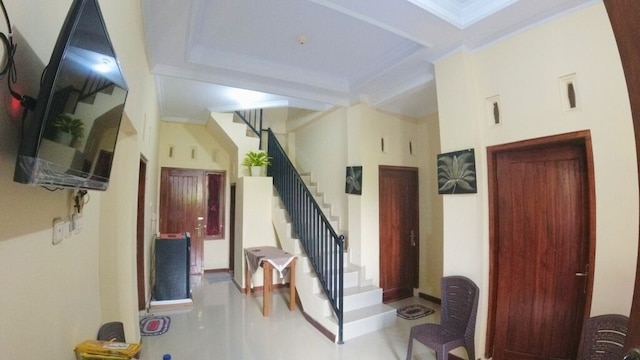 エルタニンホームステイバイFHステイ