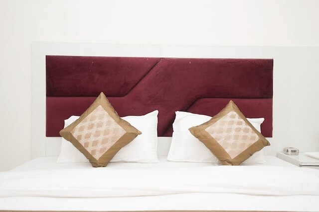 サルティ ホーム ステイ