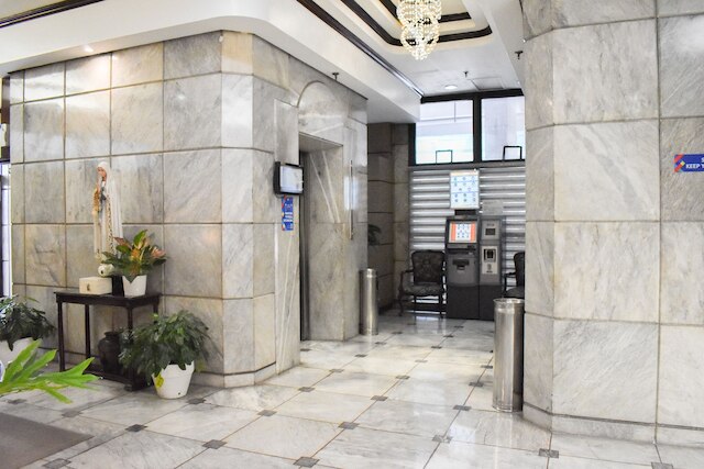 スネット タワー スイーツ マカティ