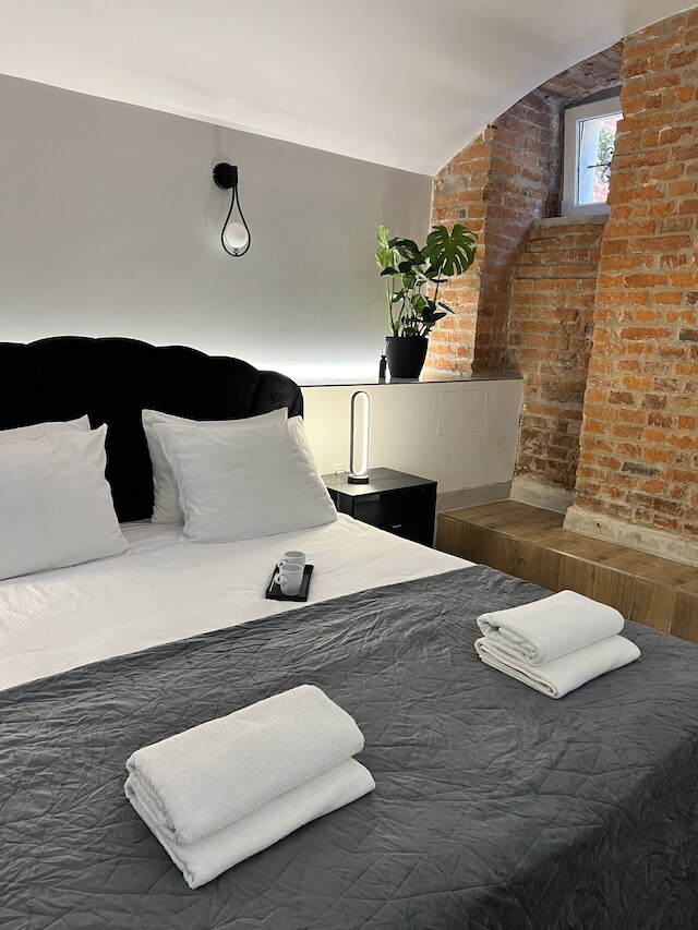 ラグジュアリーレオアパートメント スパ & ガーデン