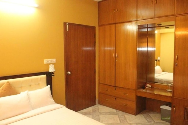 メープル クレスト サービス アパートメント