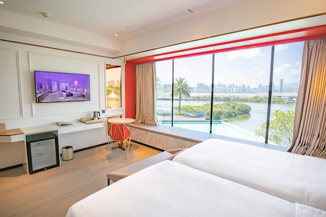 YOHO Resorts World Hotel