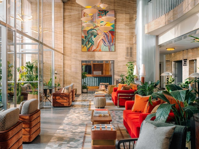 ザ ホクストン ビエンナ