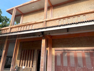 ホテル O ハラパン ホームステイ シャリア ニア ダマイ ランゲン パーク