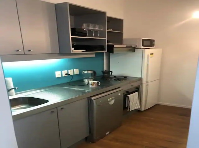 ヘリテージ ビルディング ゥー ベッドルーム アパートメント